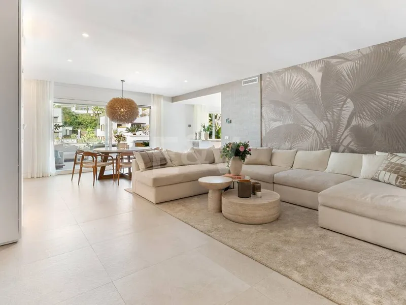 Stunning Duplex Penthouse on Marbella's Golden Mile