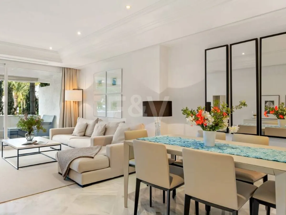 Beachfront Apartment With Direct Promenade Access in a Premium Residential Complex