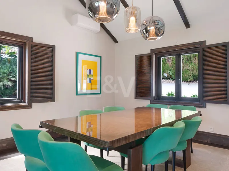 Private Solar-Powered Wooden Villa in Elviria — Flat Garden, Pool & Office Suite