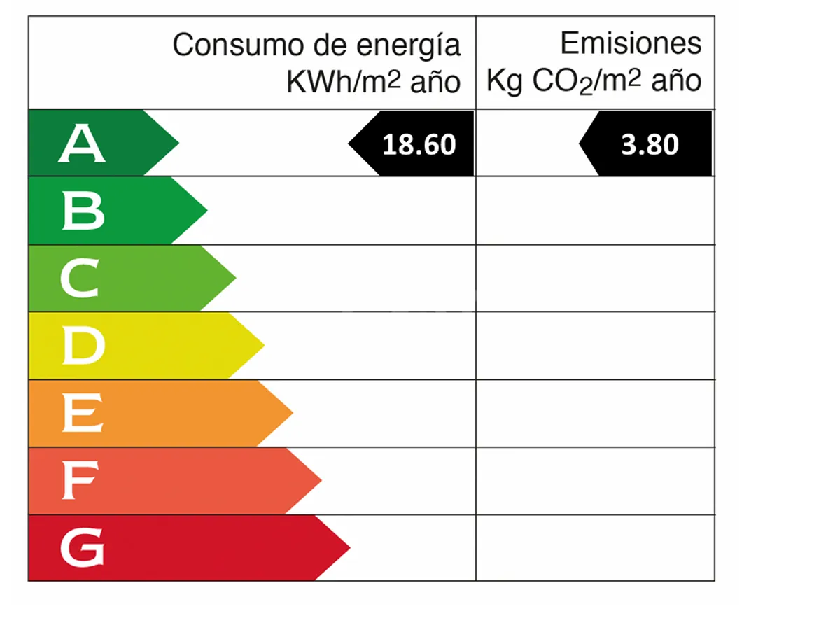 Private Solar-Powered Wooden Villa in Elviria — Flat Garden, Pool & Office Suite