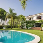 Andalusian-Style Villa on a Generous Plot Near Marbella Centre 1