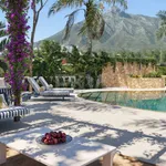 An Exceptional Duplex Penthouse with Sweeping Views Moments from the Beach 9