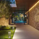 An Exceptional Duplex Penthouse with Sweeping Views Moments from the Beach 15