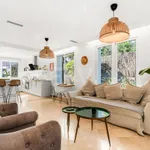 Corner Townhouse with Garden and Independent apartment 3