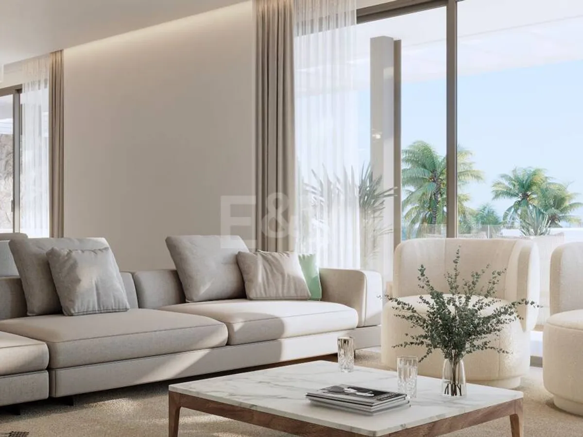 Southeast-Facing Apartment in Luxury Resort Community