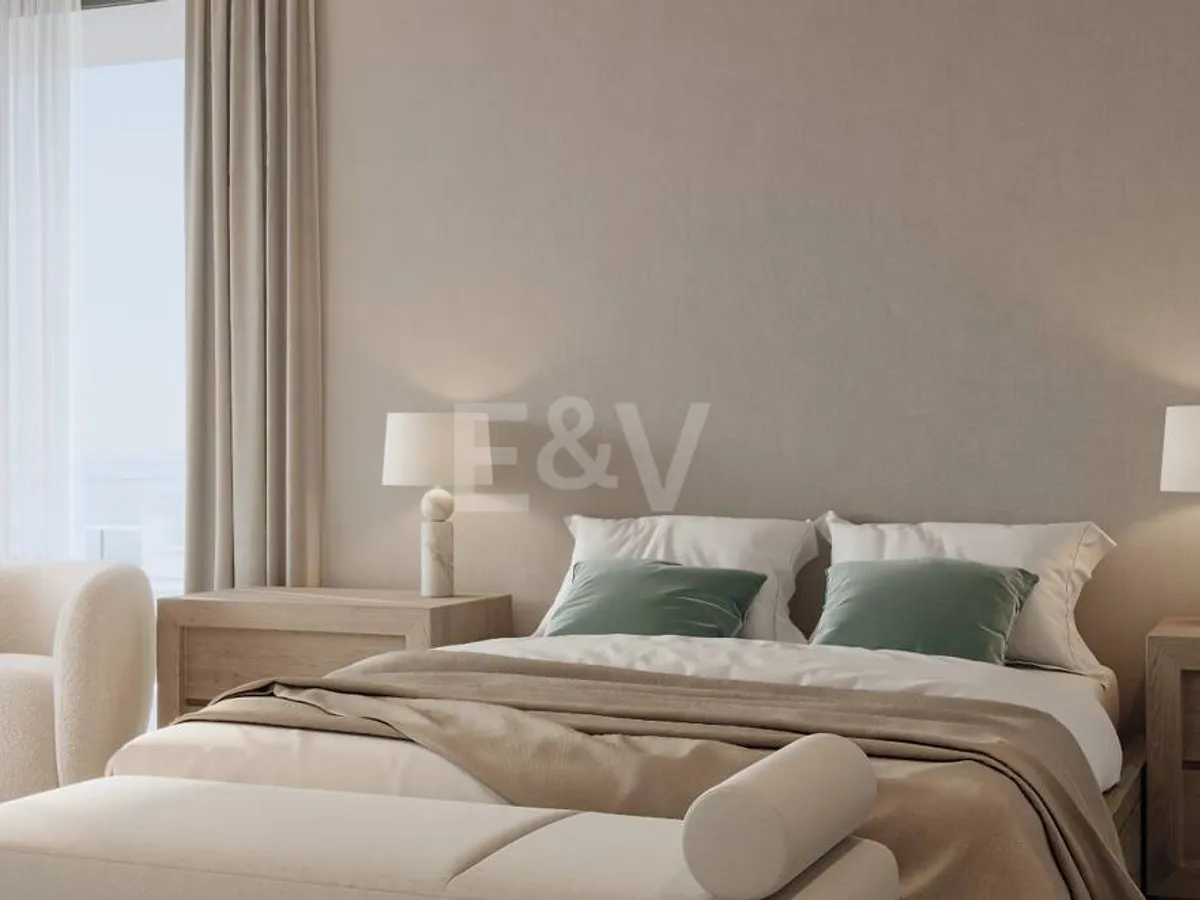 Southeast-Facing Apartment in Luxury Resort Community