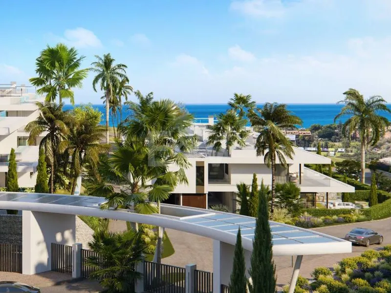 Southeast-Facing Apartment in Luxury Resort Community