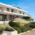 Southeast-Facing Apartment in Luxury Resort Community 13