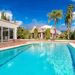Elegant Semi-Detached Villa in La Quinta, Near Marbella and Top Golf Courses 2