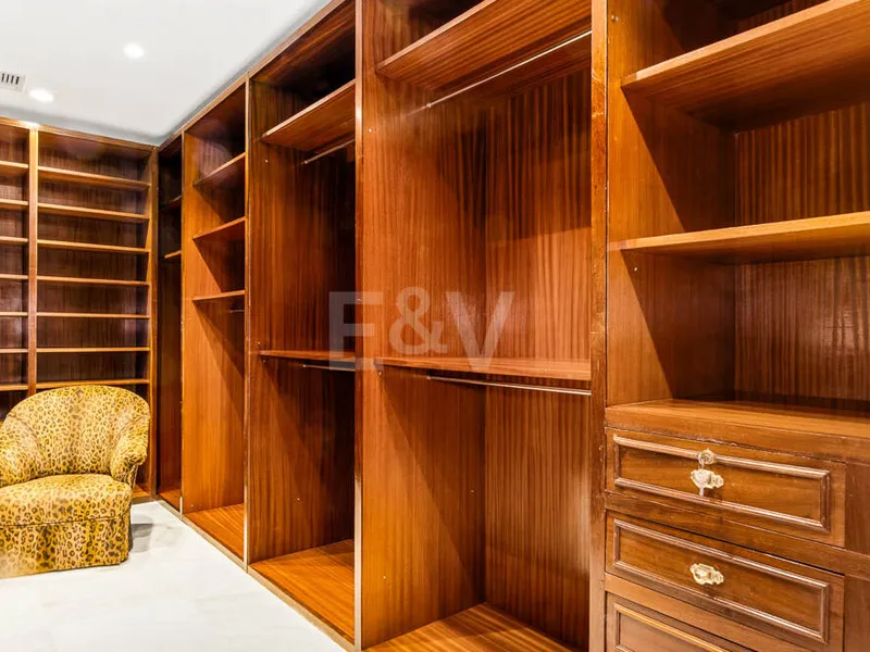 Elegant Semi-Detached Villa in La Quinta, Near Marbella and Top Golf Courses