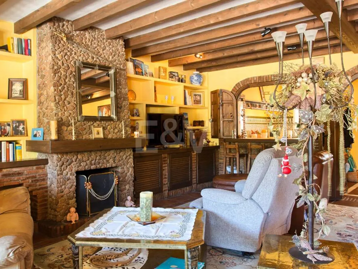 Andalusian Townhouse in Benahavís Centre with Mountain Views & Investment Appeal