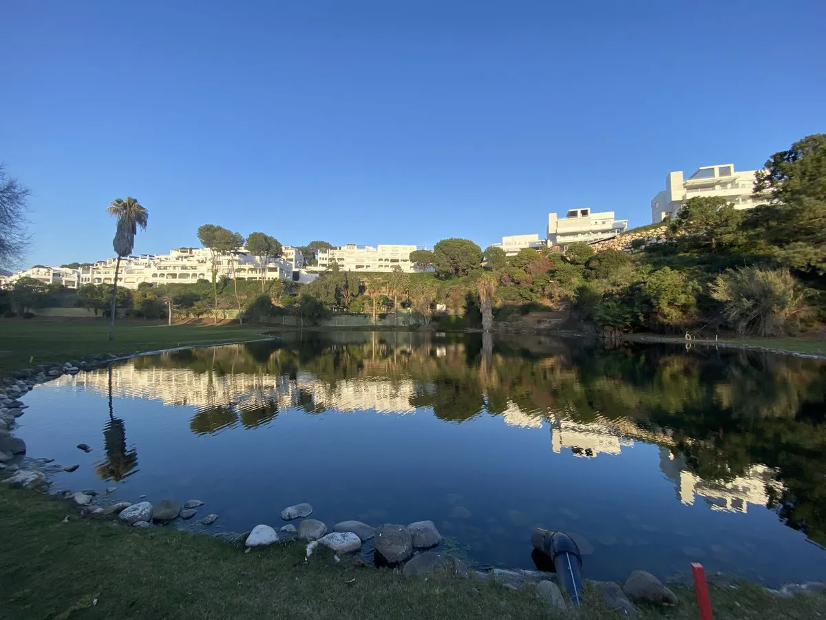 2 Bedroom Middle Floor Apartment in La Quinta