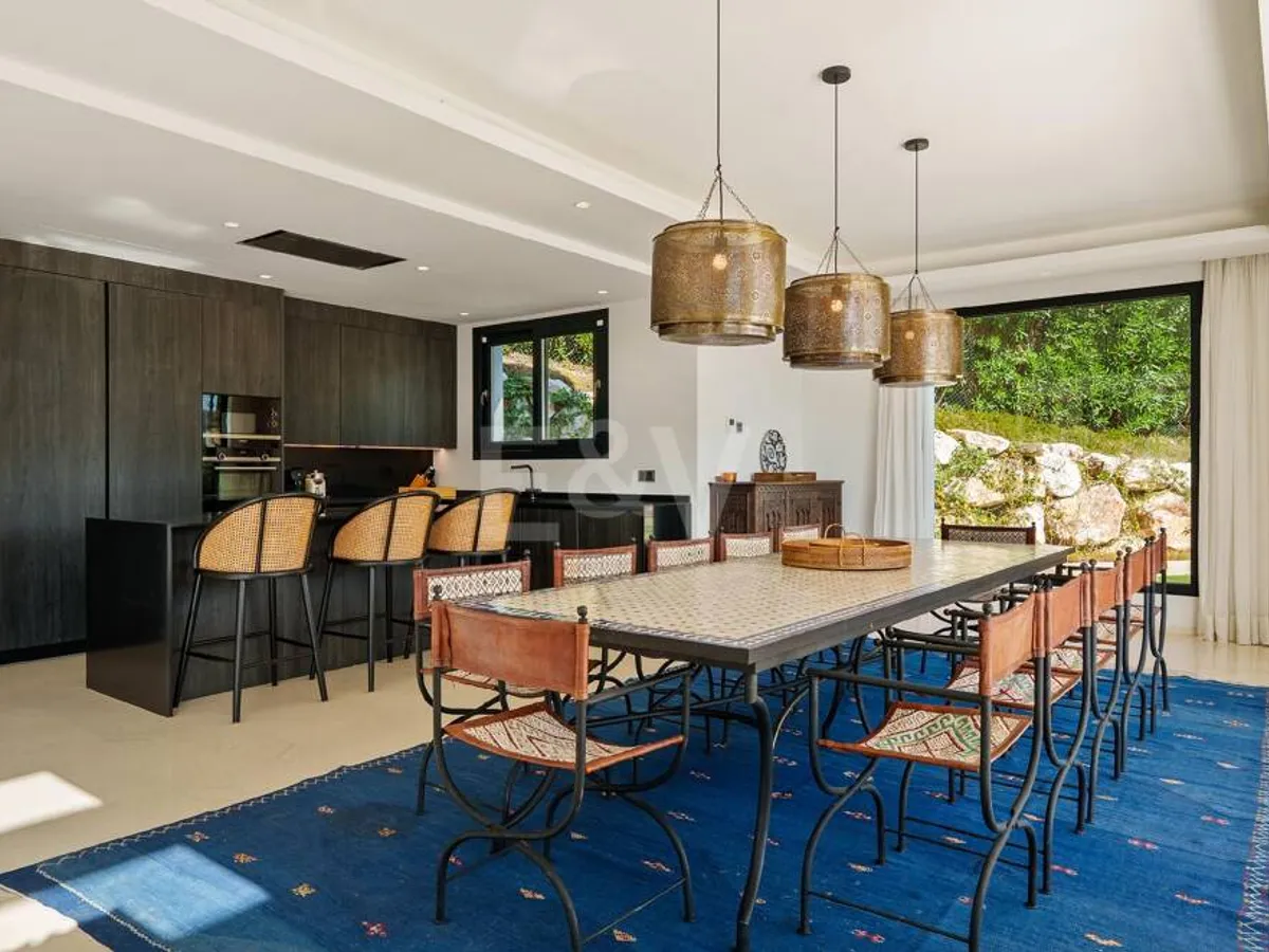 Contemporary Villa with Breathtaking Views in Gated Community