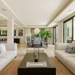 Contemporary Villa in Gated Community in Nueva Andalucía 7