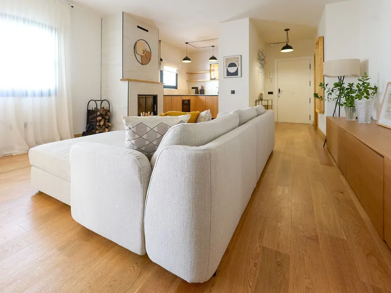 2 Bedroom Middle Floor Apartment in Puerto Banús