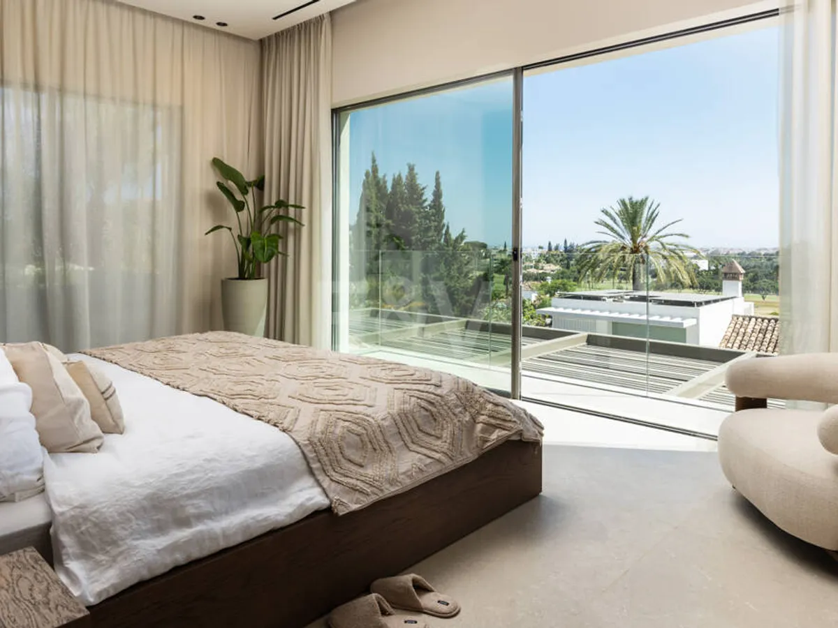 Elegant Villa within the best Golf Valleys of Marbella