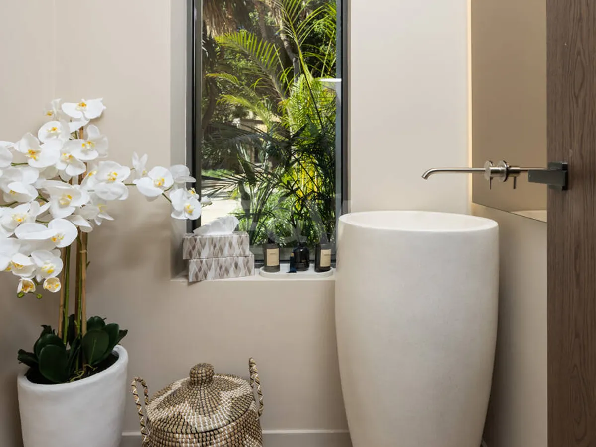 Elegant Villa within the best Golf Valleys of Marbella