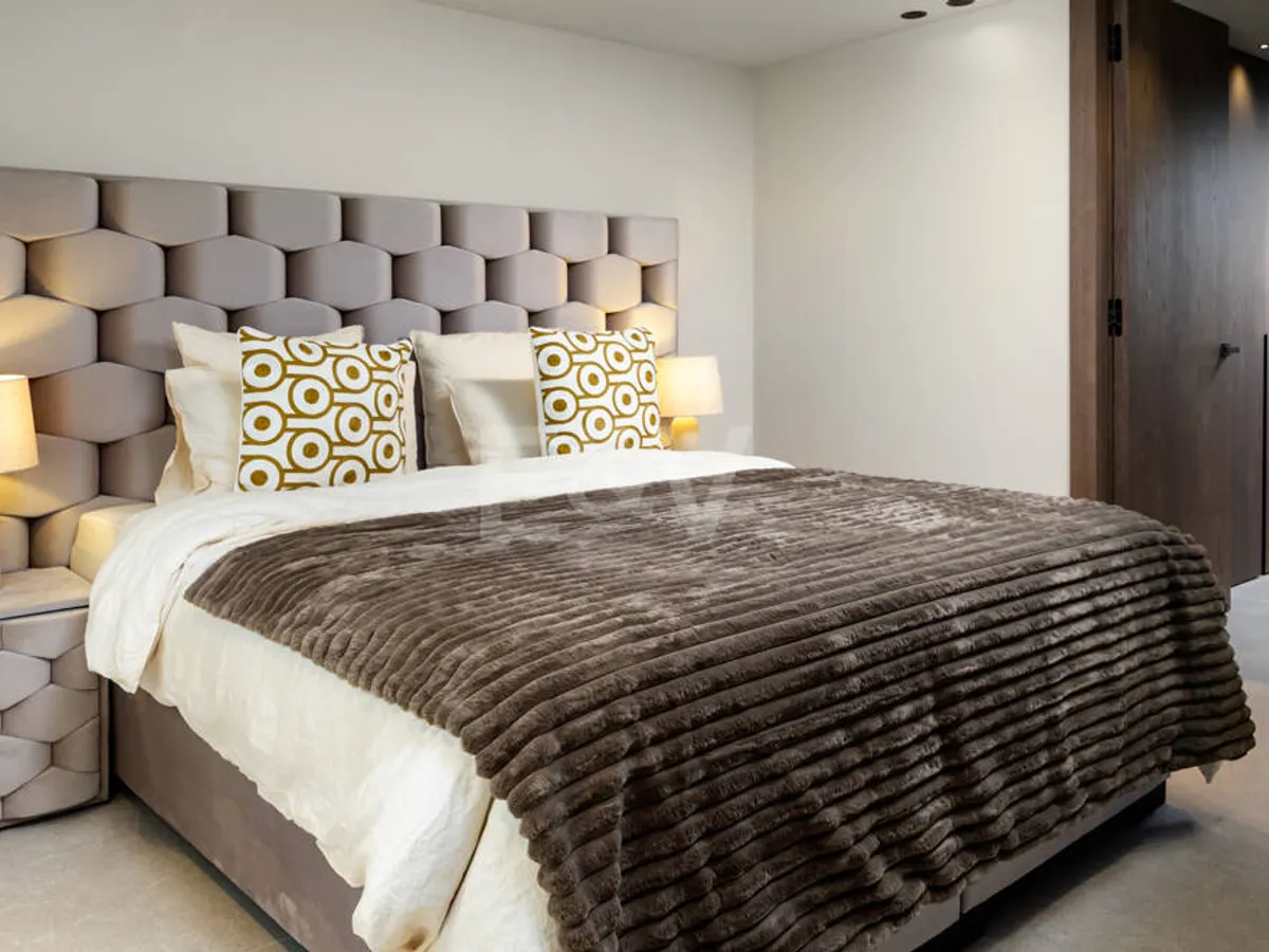 Elegant Villa within the best Golf Valleys of Marbella