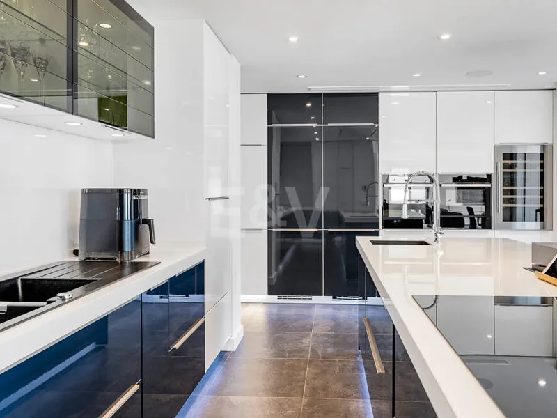 Contemporary Luxury Villa with Sea and Mountain Views