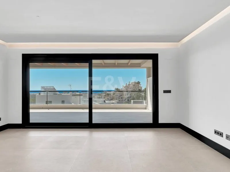 Luxury brand new apartment with open sea views
