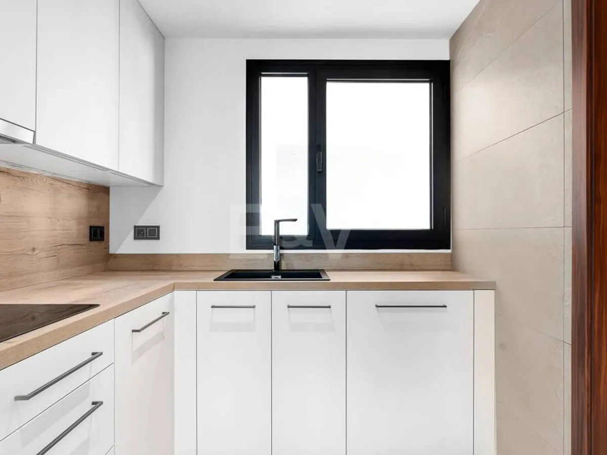 Luxury brand new apartment with open sea views