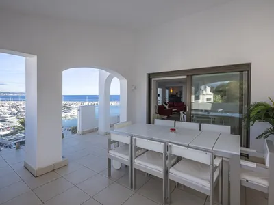 3 Bedroom Penthouse in Puerto Banús