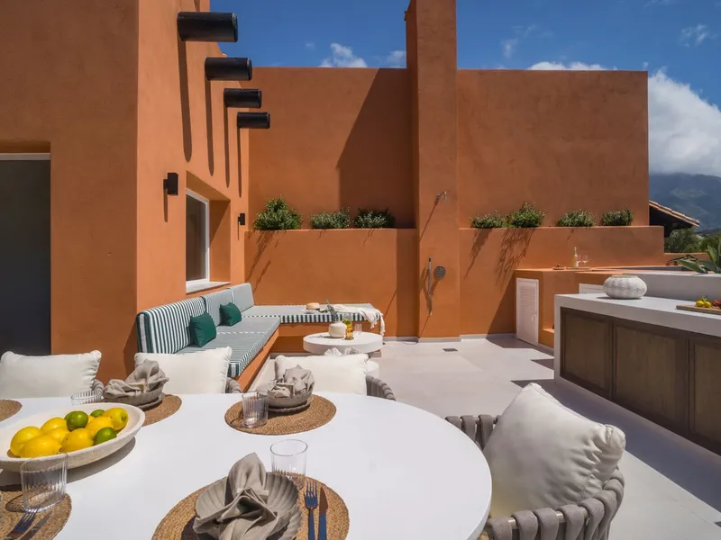 4 Bedroom Penthouse Duplex in Nueva Andalucía