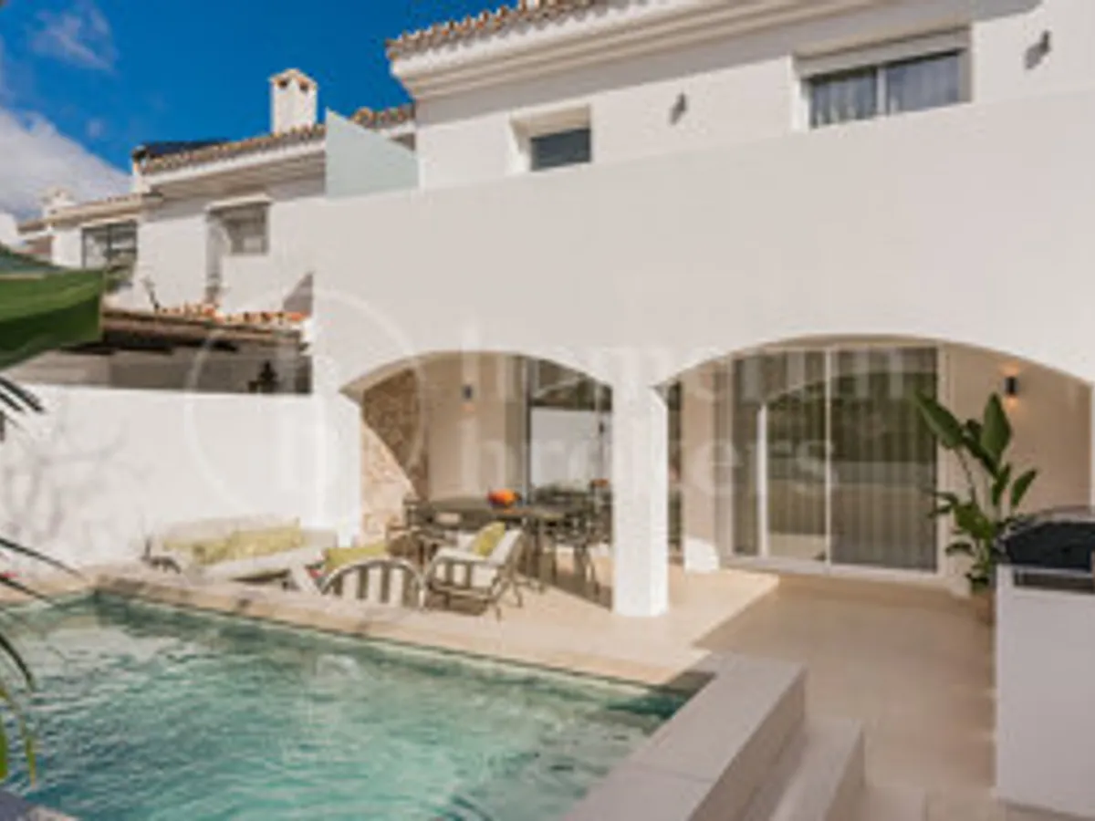 Casa Las Petunias - Beachside modern Townhouse in San Pedro