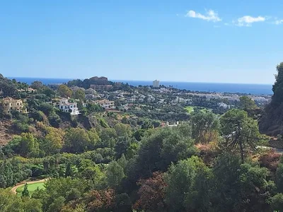 2 Bedroom Middle Floor Apartment in La Quinta