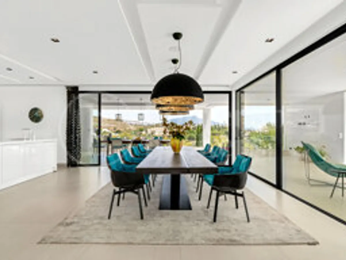 Villa Eagle - Luxury Six-Bedroom Villa with Panoramic Sea & Golf Views