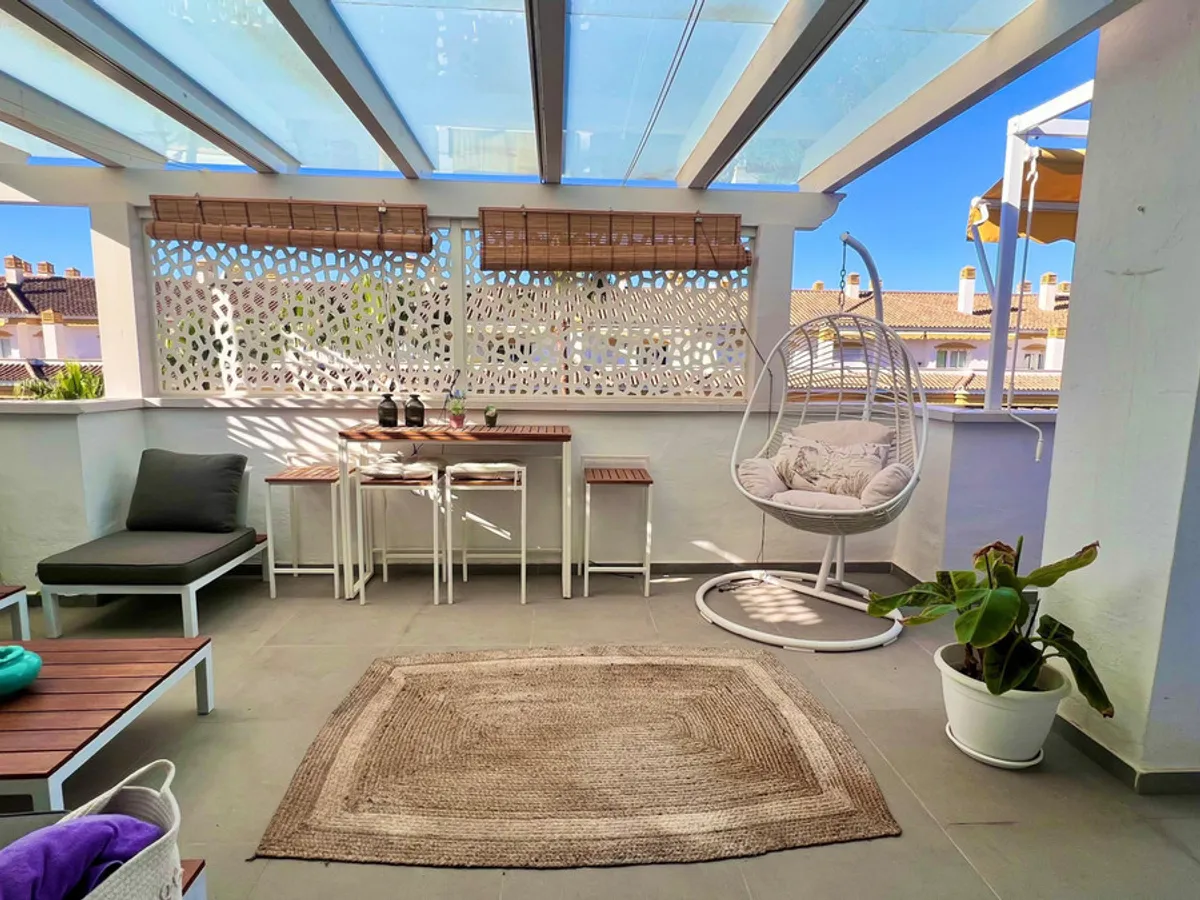 1 Bedroom Penthouse in Nueva Andalucía