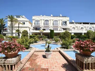 2 Bedroom Ground Floor Apartment in Nueva Andalucía