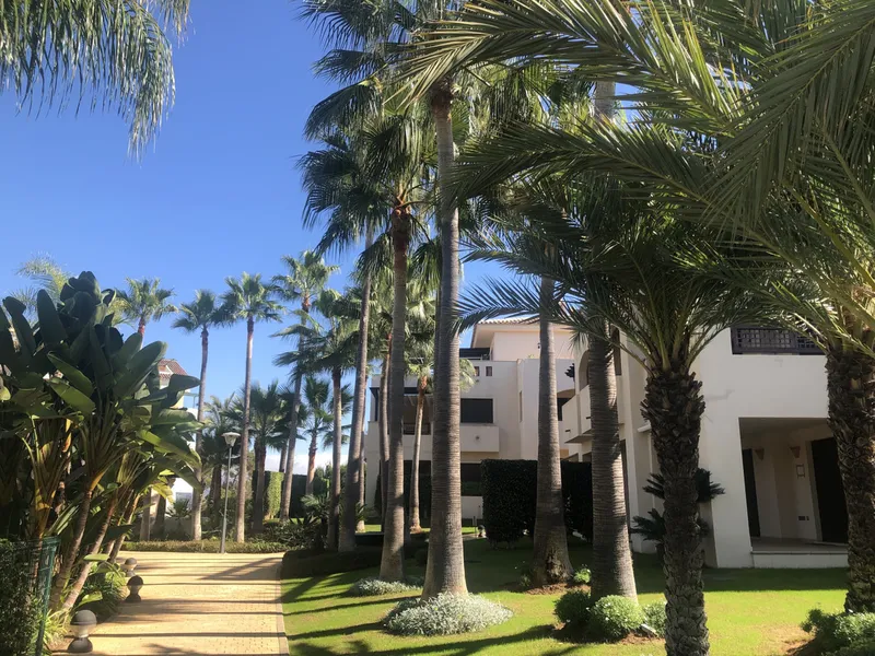 2 Bedroom Middle Floor Apartment in Nueva Andalucía