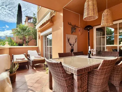 2 Bedroom Middle Floor Apartment in Nueva Andalucía