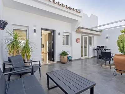 4 Bedroom Semi-Detached House in Nueva Andalucía