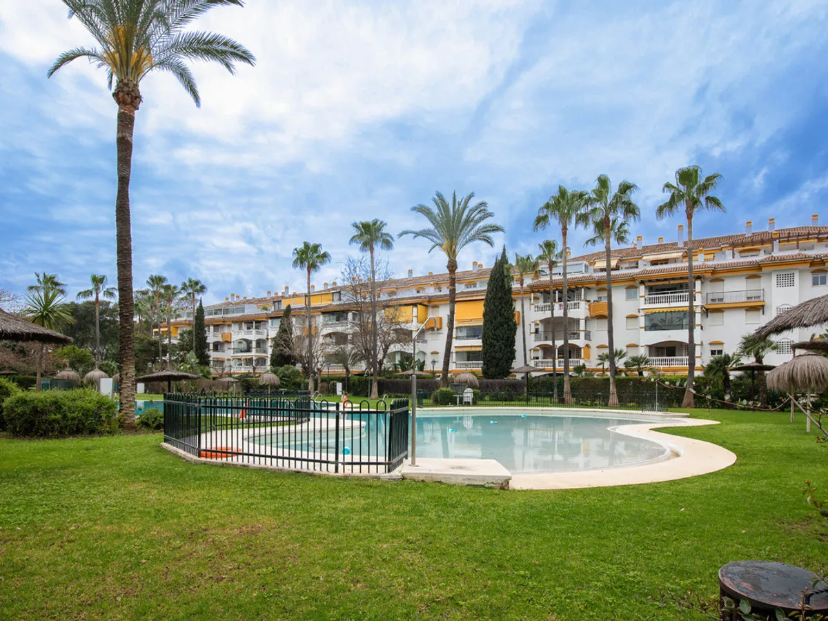 2 Bedroom Penthouse in Nueva Andalucía