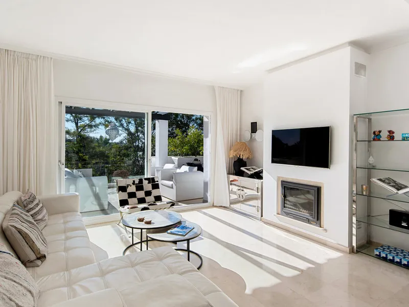 2 Bedroom Penthouse in Nueva Andalucía