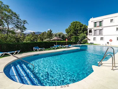 2 Bedroom Middle Floor Apartment in Nueva Andalucía