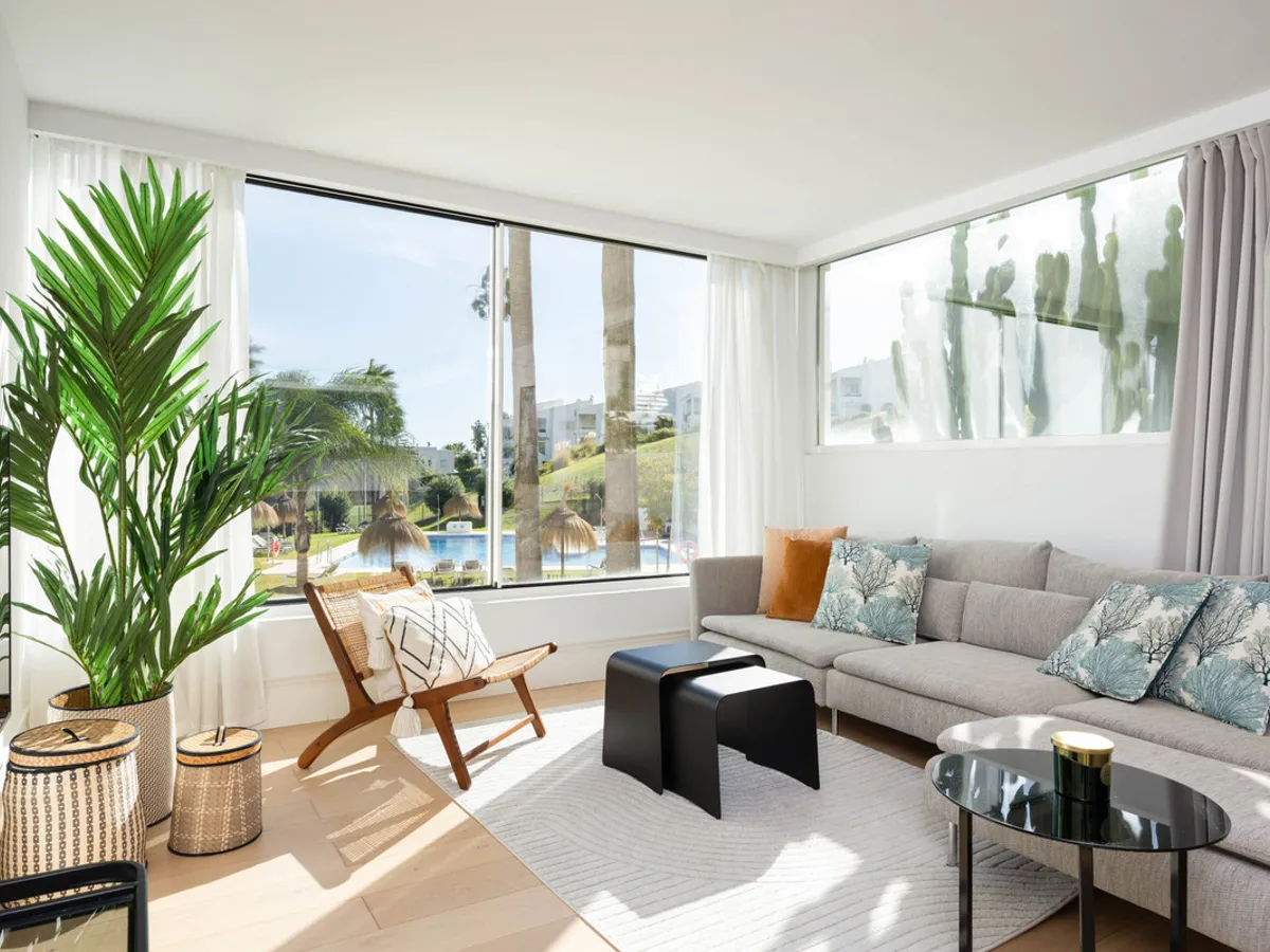 2 Bedroom Middle Floor Apartment in Nueva Andalucía