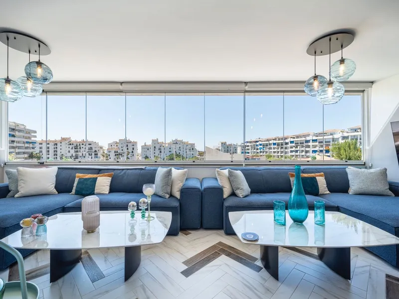 2 Bedroom Middle Floor Apartment in Puerto Banús