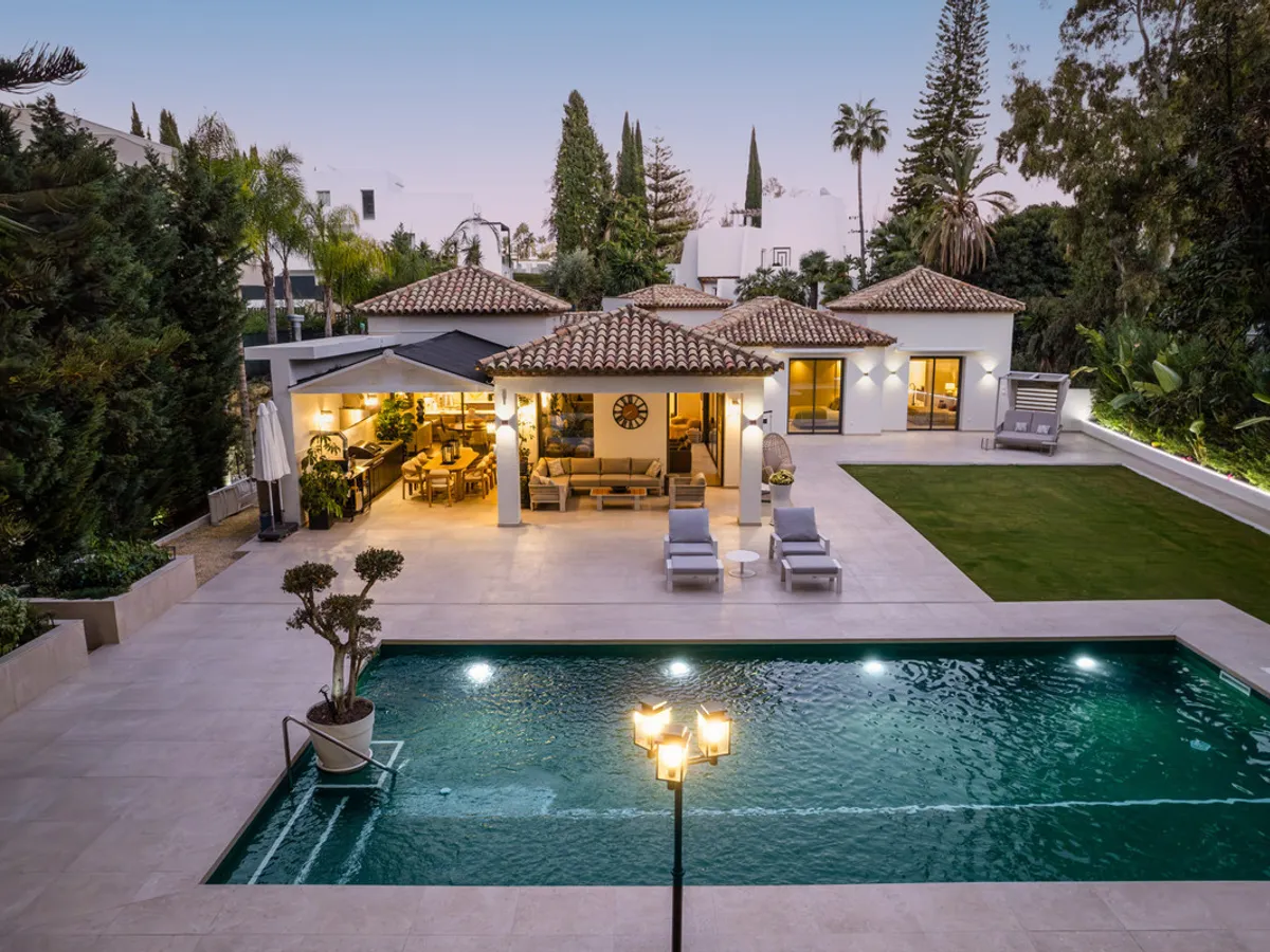 5 Bedroom Detached Villa in Nueva Andalucía