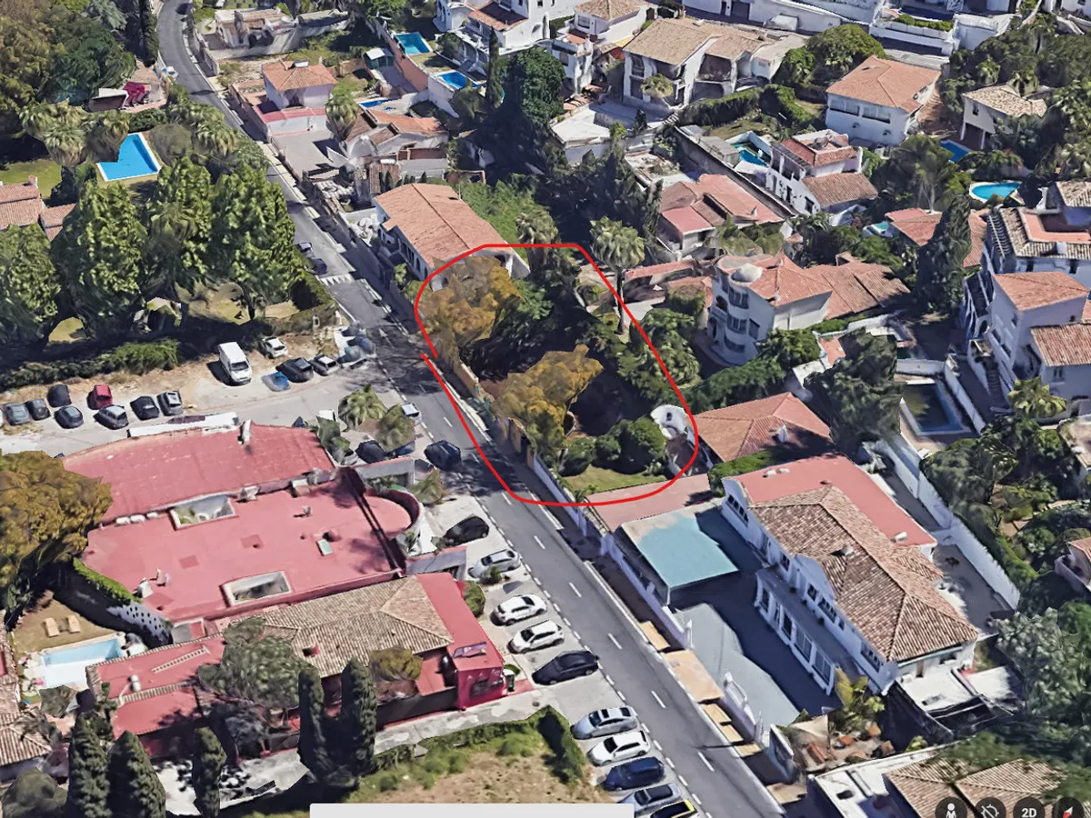 Land in Nueva Andalucía