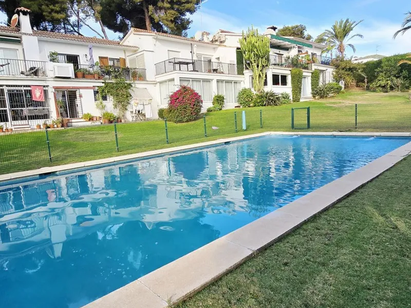 3 Bedroom Ground Floor Apartment in Nueva Andalucía