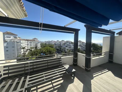 2 Bedroom Middle Floor Apartment in Puerto Banús
