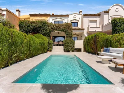 4 Bedroom Townhouse in Nueva Andalucía