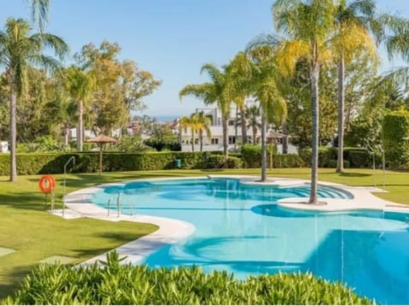 3 Bedroom Penthouse in Nueva Andalucía