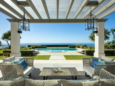 7 Bedroom Detached Villa in La Quinta