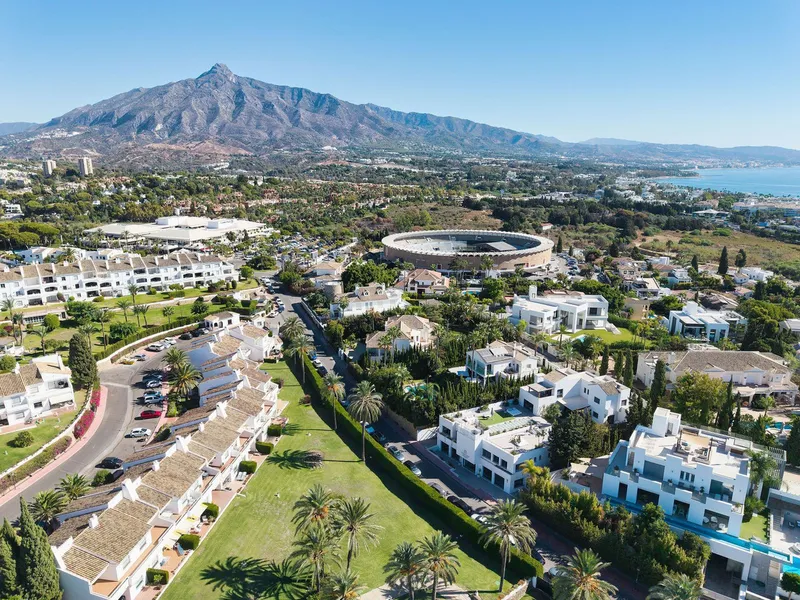 2 Bedroom Ground Floor Apartment in Nueva Andalucía