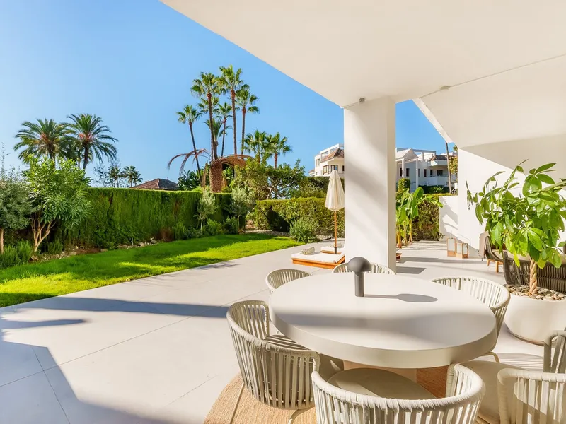 4 Bedroom Ground Floor Apartment in Nueva Andalucía