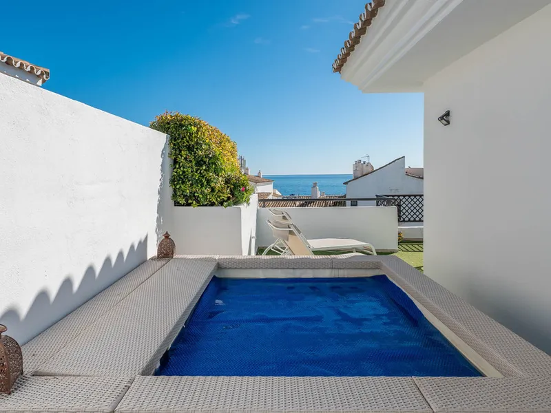 3 Bedroom Penthouse Duplex in Puerto Banús